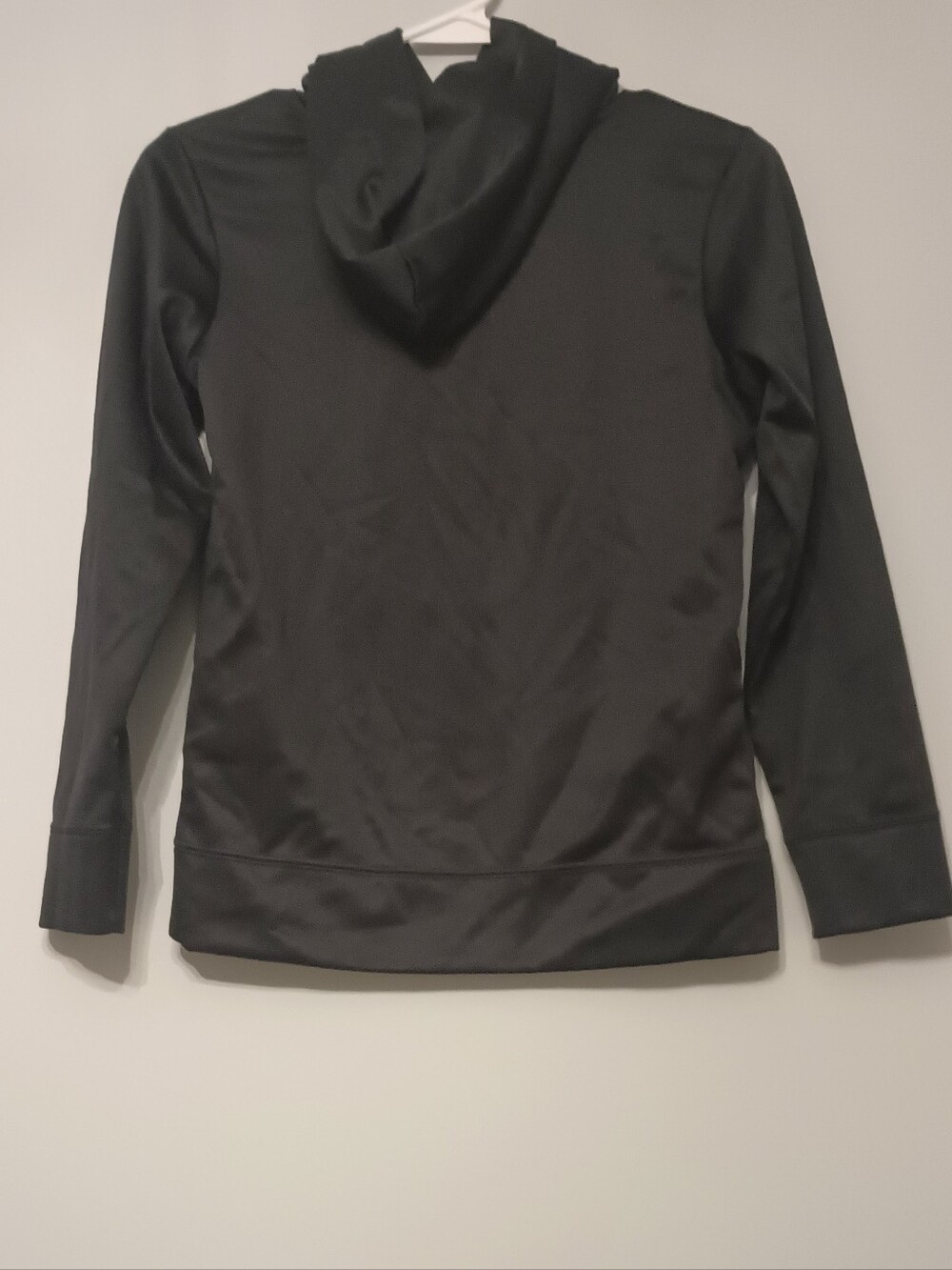 Kids Jordan Black Performance Dri-FIT Hoodie with White Jumpman M - Picture 3 of 9